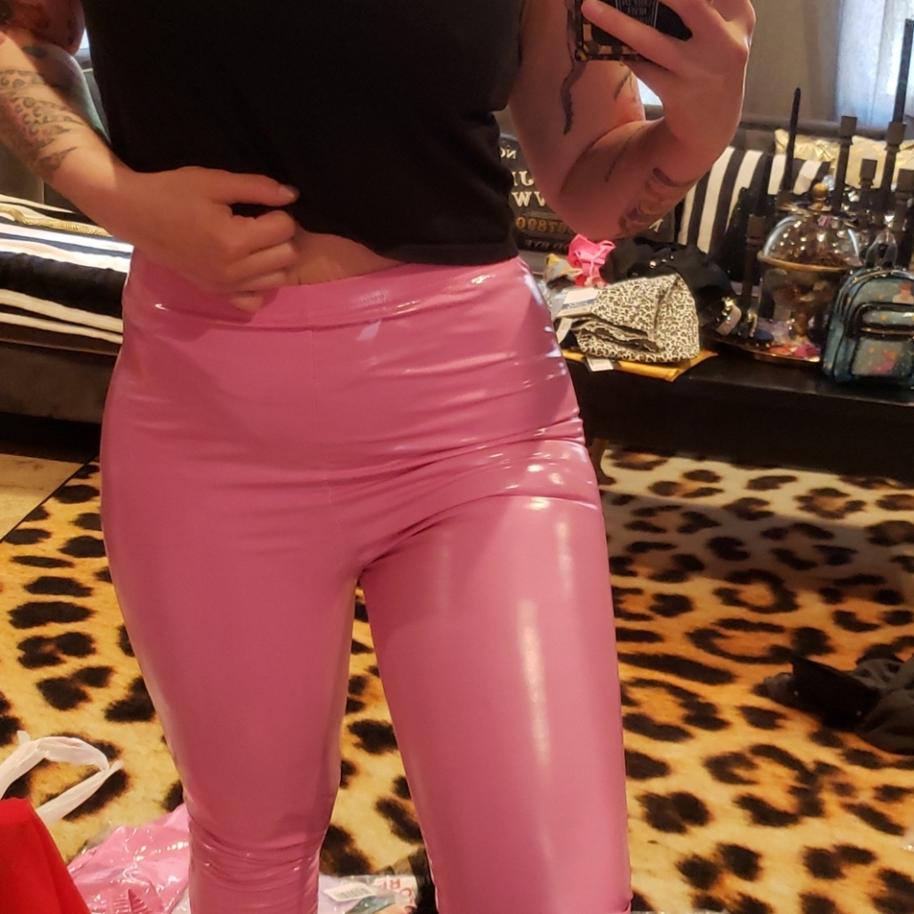 ⭐💗Slippery When Wet. Pants💗 - Picture 5 of 6